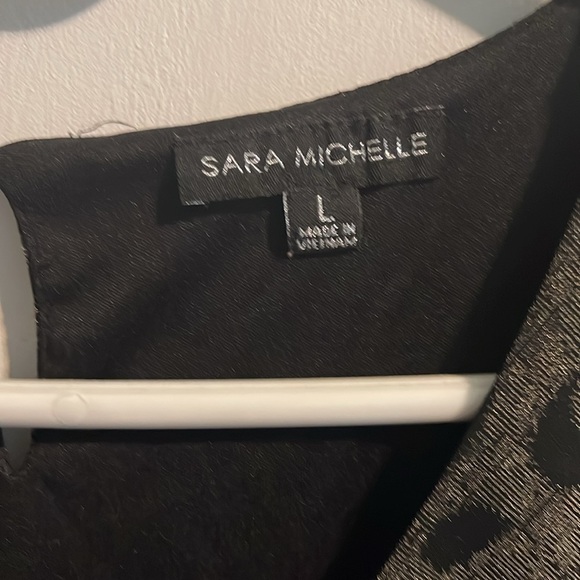 Max Studio Black and Gold Women's Top - Picture 2 of 3